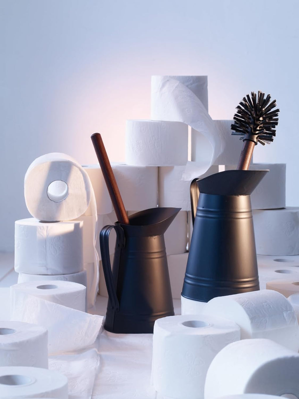 REDECKER Nylon Toilet Brush with Dark Coated Metal Holder, Oiled Thermowood Handle, Replaceable Head, Vintage Design, Made in Germany