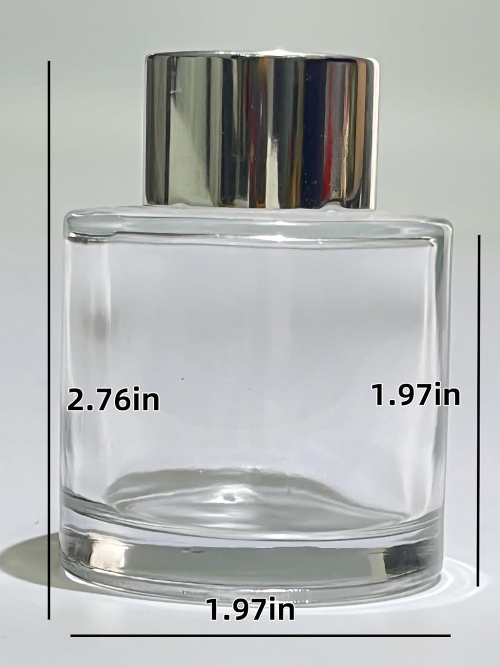 4PCS Reed Diffuser Bottles Empty, 20Pcs Reed Diffuser Stick, Diffuser Bottle Capacity 50ml (1.7oz) Diffuser Stick 3.5mm-190mm, Suitable for Home, Hotel, Restaurant, Office Aromatherapy Tasks