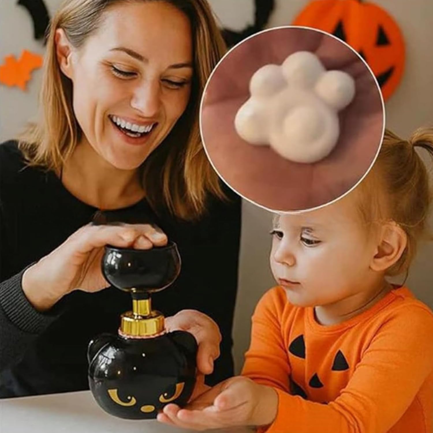 Cute Cat Paw Foam Soap Dispenser, Foaming Hand Dispensers - Pawprint Creates Shaped Bubbles, Black Pump Bottle for Soap, Refillable Empty Foam Liquid Container for Bathroom Kitchen (1)