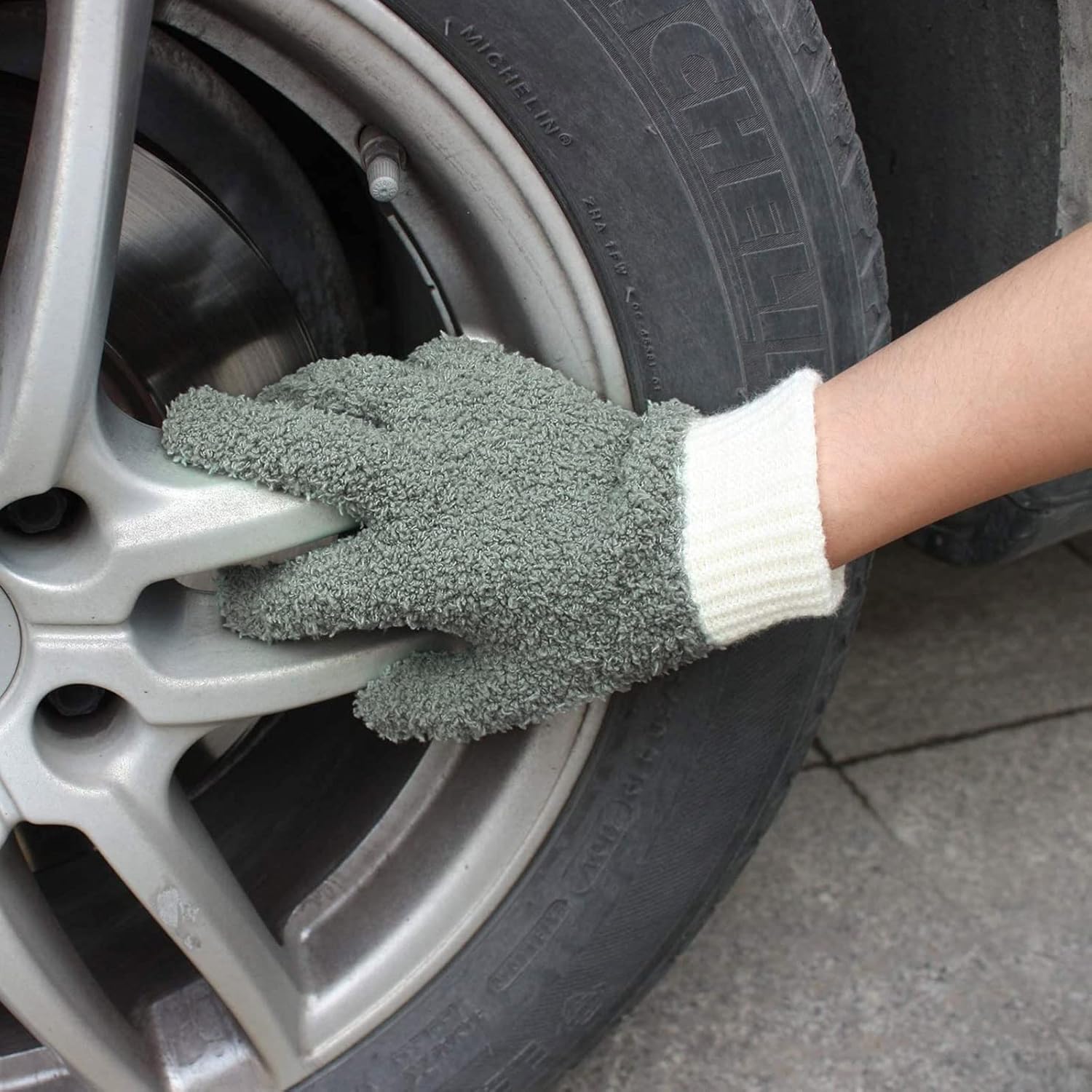 MIG4U Microfiber Gloves - Dusting Gloves for House Cleaning - Washable Blind Cleaner Duster Tool (Gray,S/M)