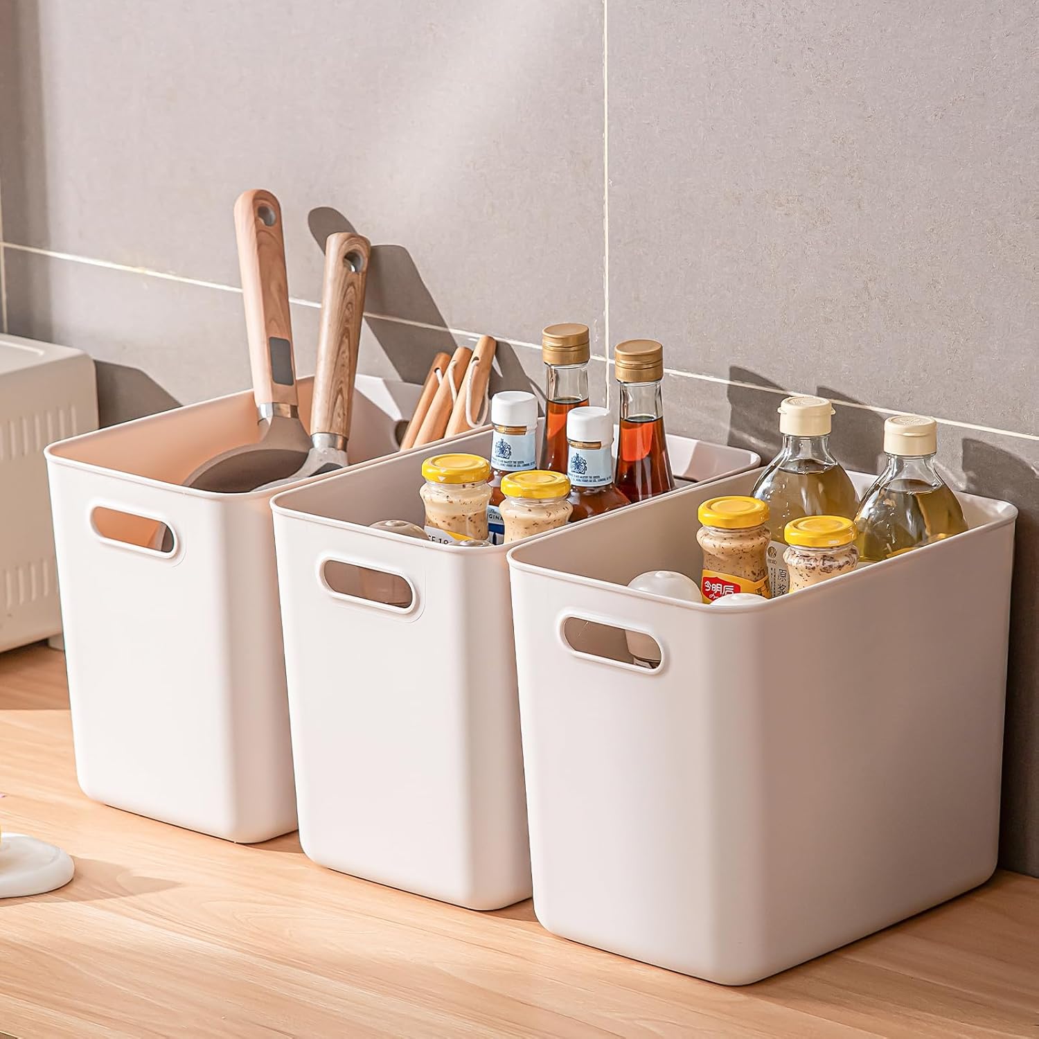 Plastic Storage Bins with lids,Storage Baskets,Container with handle,Storage Organizer Bins for Shelves,Office,Bedrooms,Closets, Cabinets(Gray,3L)