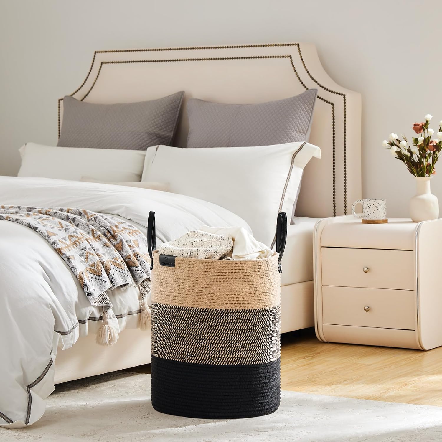 VIPOSCO Tall Laundry Basket, Large Dirty Clothes Hamper with Leather Handle, Woven Rope Storage Basket for Blanket, Toy In Living Room, Bathroom, Bedroom - 53L Brown & Black