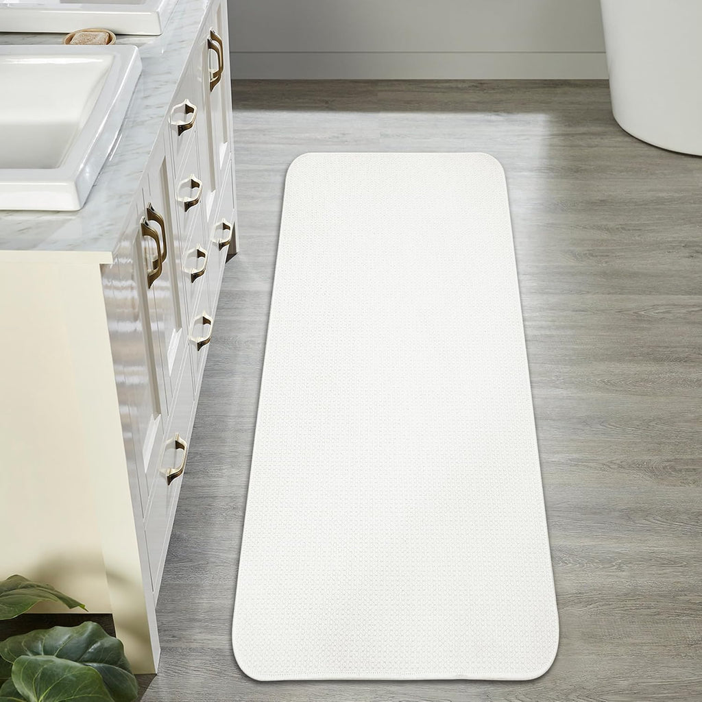 Bath Mat,Ultra Thin Bathroom Runner Rugs,Large Bath Mats for Bathroom,Quick Dry,Non-Slip,Machine Washable,Low Pile,Bath Rug,Shower Outside,Sink,Home Decor Accessories.White,1'5"x4'11"（17x59inch）